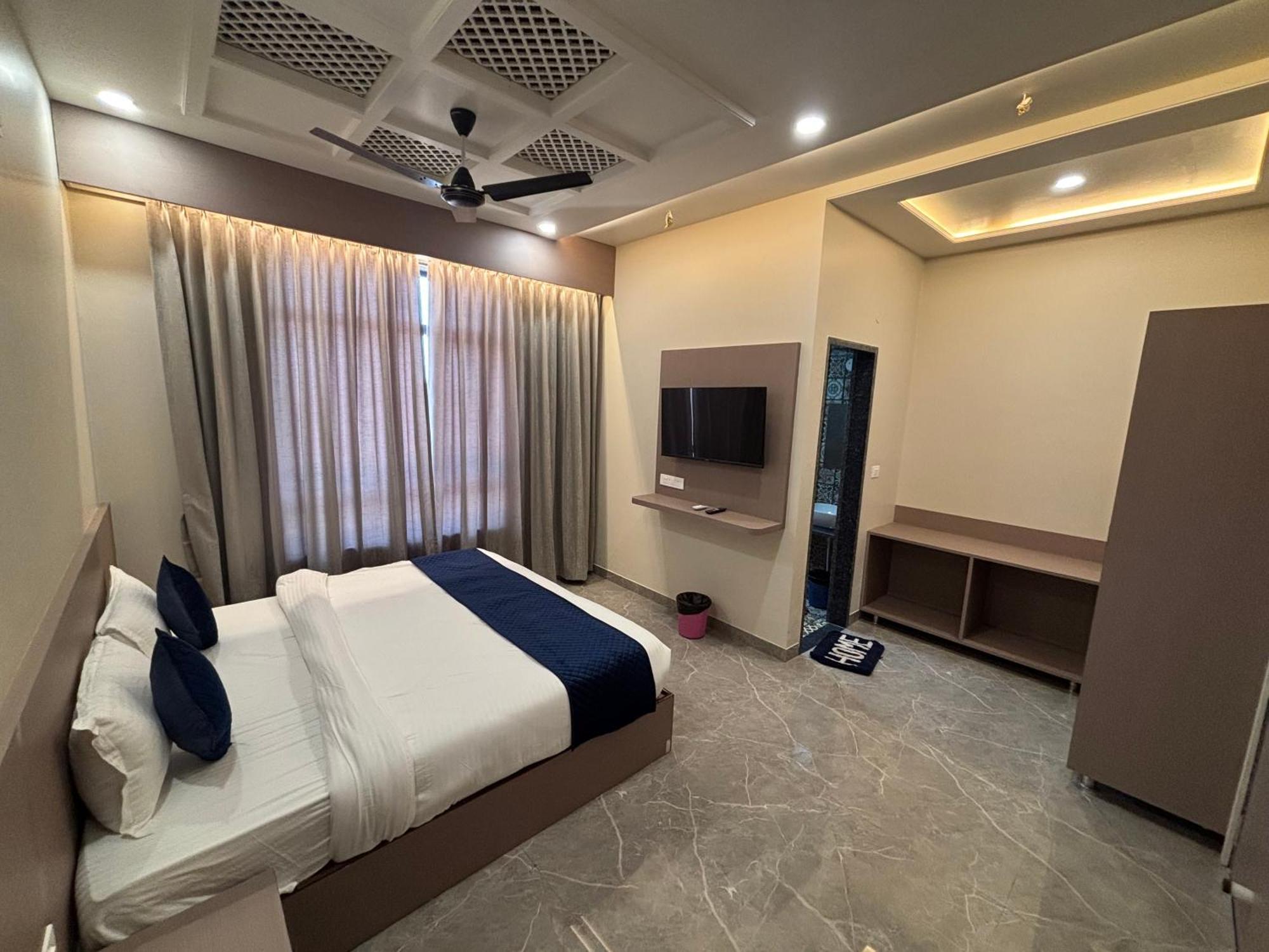 Hotel Sisodiya Palace Khātu Buitenkant foto